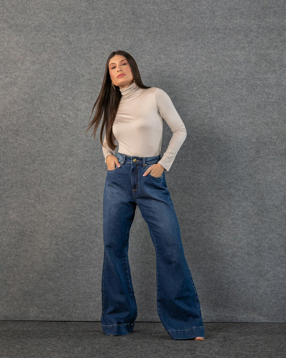 Calça Feminina Wide Flare