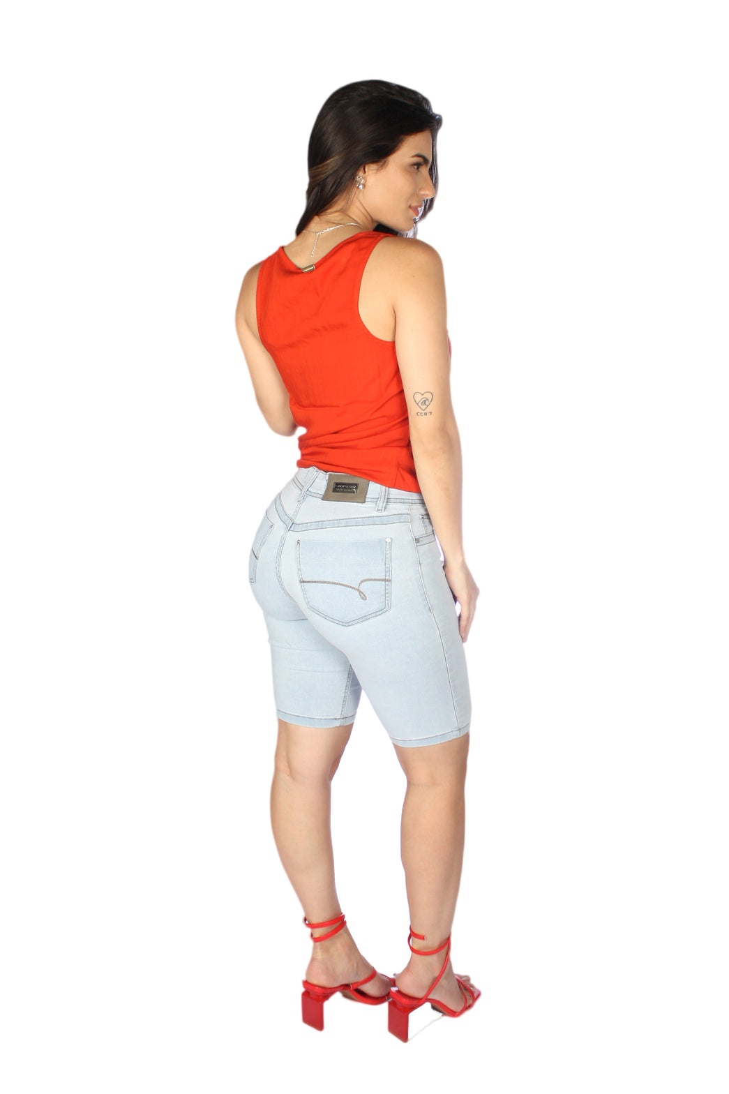 Bermuda Feminina Tradicional Delavê