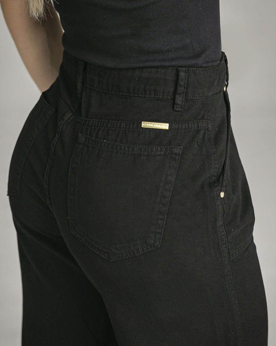 Calça Feminina Wide Leg com Bolso Chapado -