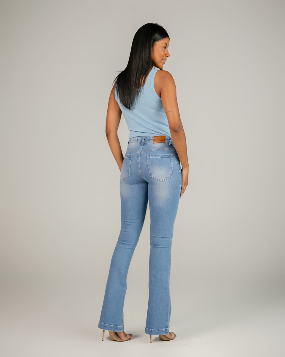 Calça Jeans Feminina Alta Flare
