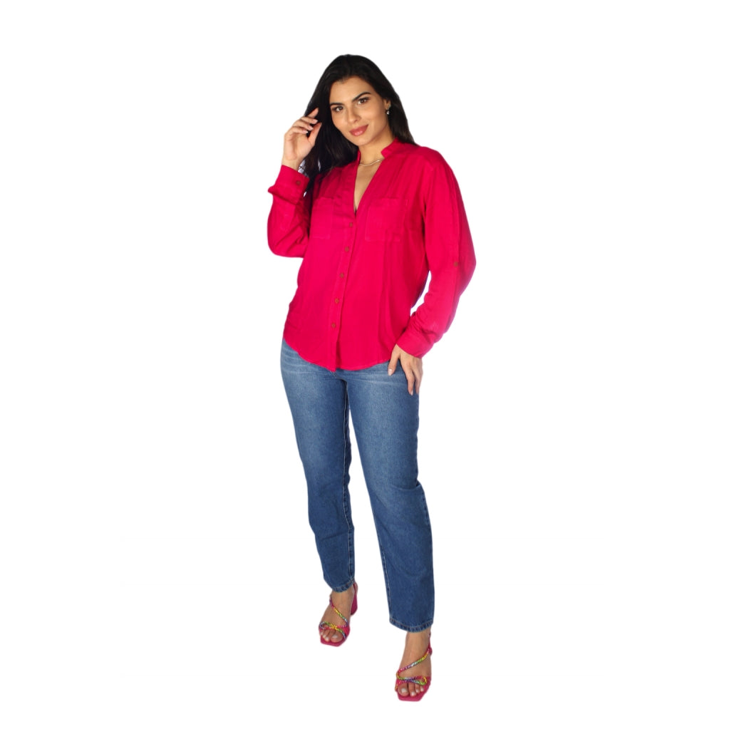 Camisa Feminina Ampla com Bolsos