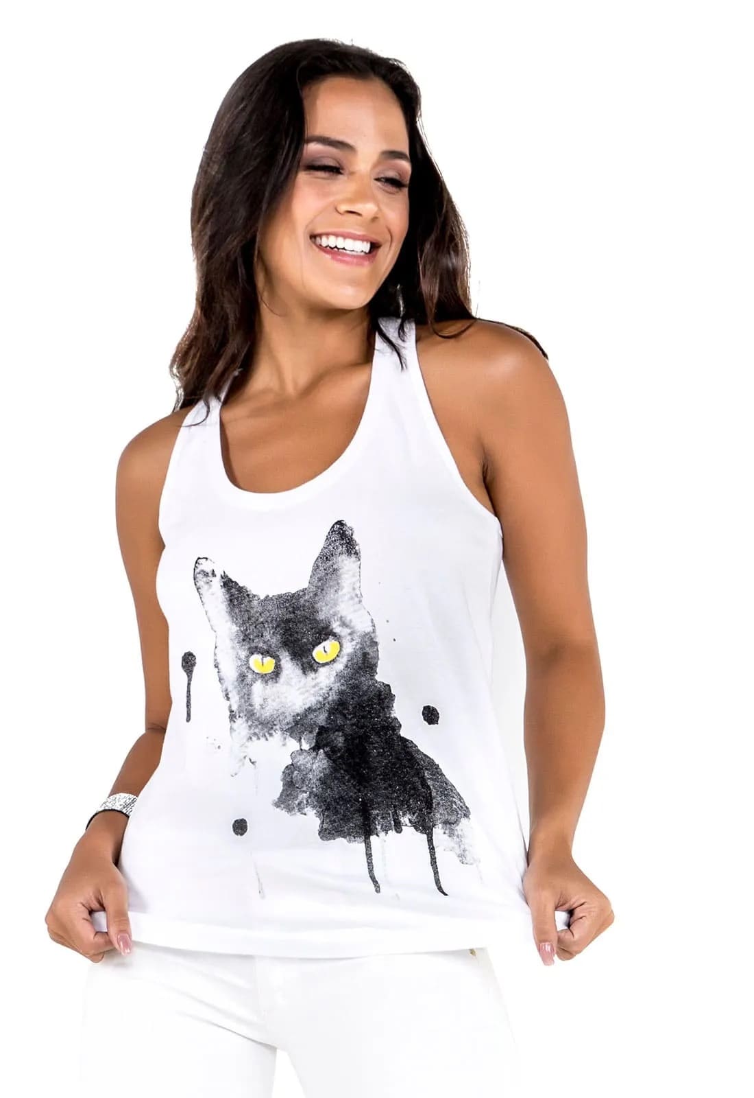 Camiseta Básica Feminina Latifundio Cat - www.latifundio.com.br