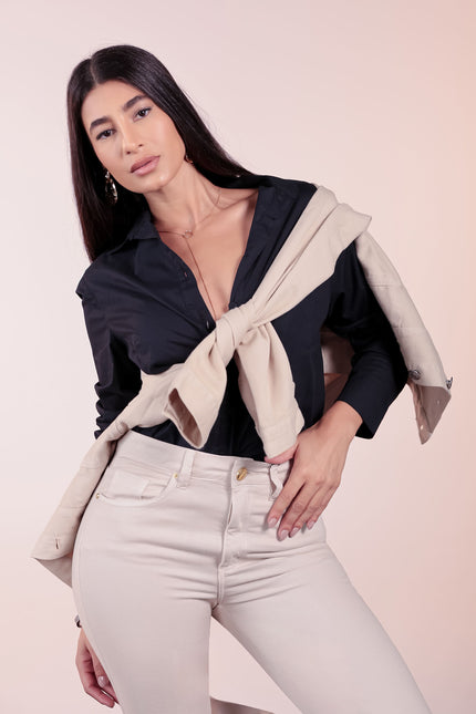 Camisa Feminina Manga Longa - Preto - www.latifundio.com.br