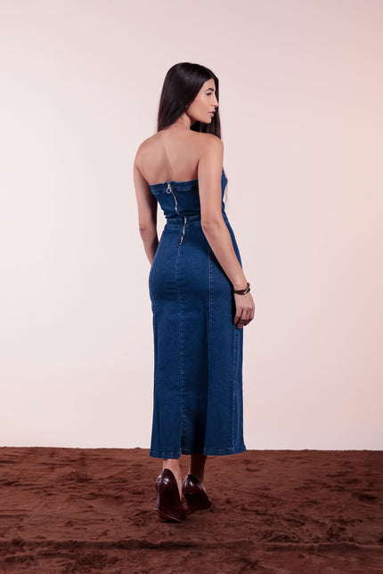 Vestido Tomara Que Caia Midi - Jeans Médio - www.latifundio.com.br