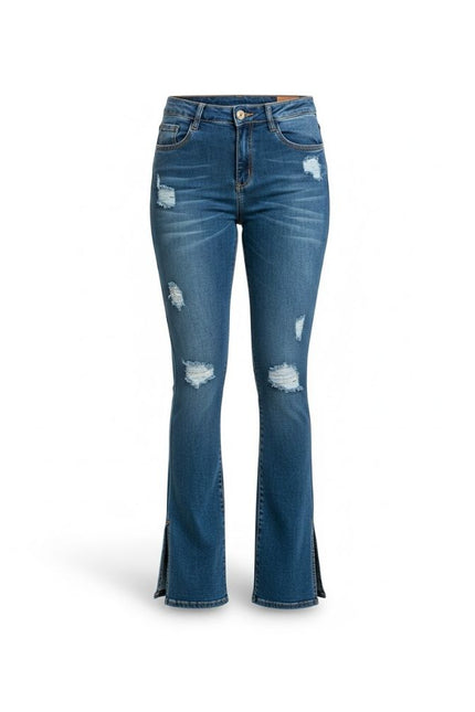 Calça Feminina Flare com Abertura na Barra - Jeans Claro - www.latifundio.com.br