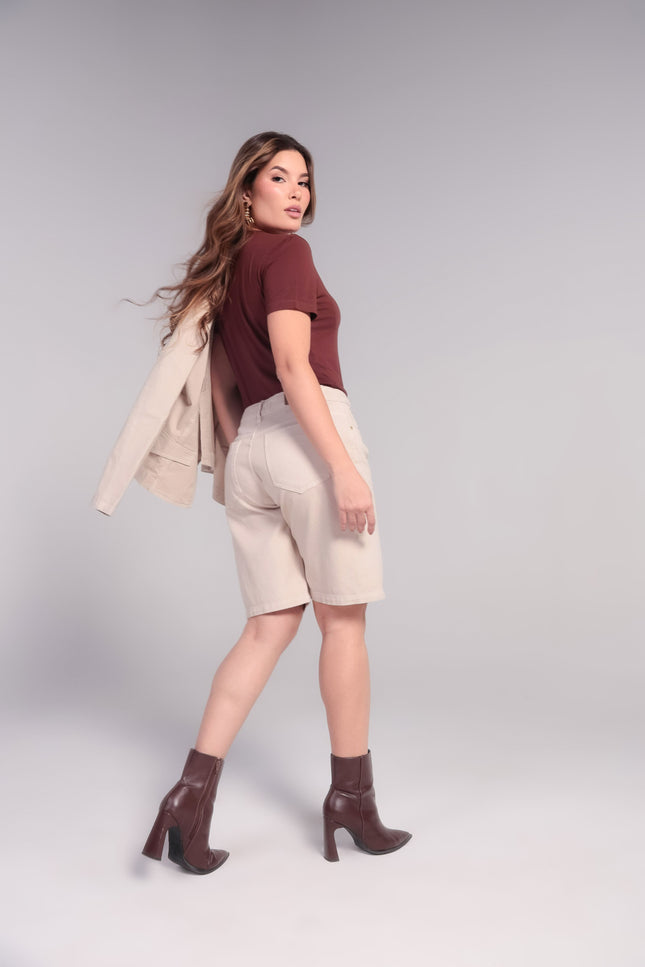 Jorts Feminino - Off White - www.latifundio.com.br