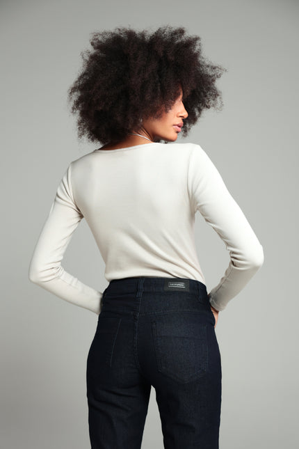 Camisa Feminina Manga Longa - Branco - www.latifundio.com.br
