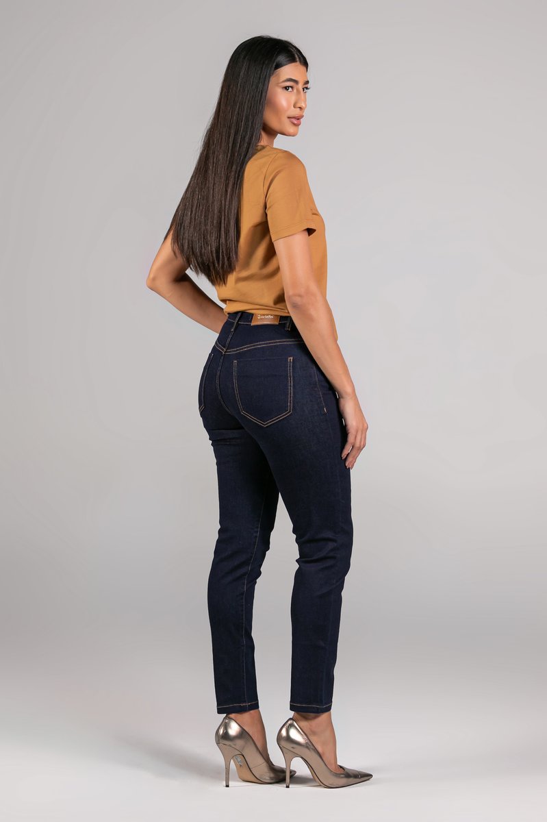 Calça Feminina Tradicional Alta Cropped