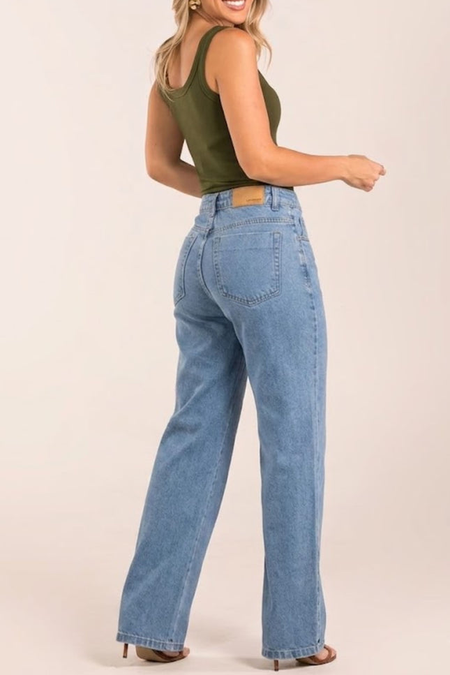 Calça Feminina Reta Stone - Jeans Claro - www.latifundio.com.br