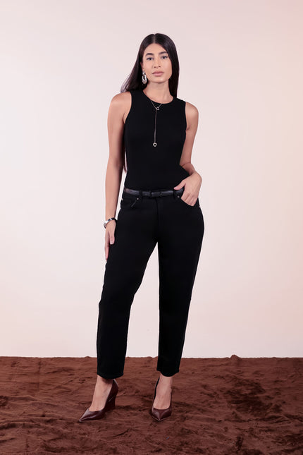 Calça Feminina Barrel - Preto - www.latifundio.com.br