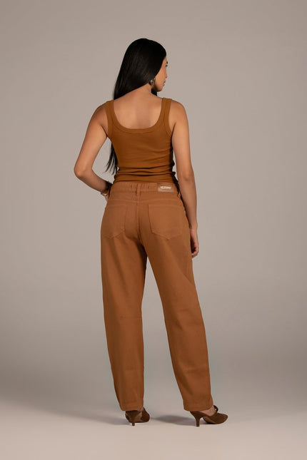 Calça Feminina Barrel - Cominho - www.latifundio.com.br