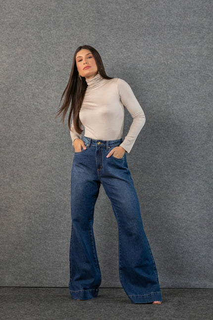 Calça Feminina Wide Flare