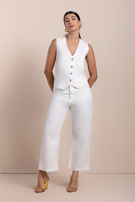 Calça Feminina Pantacourt - Cru - www.latifundio.com.br