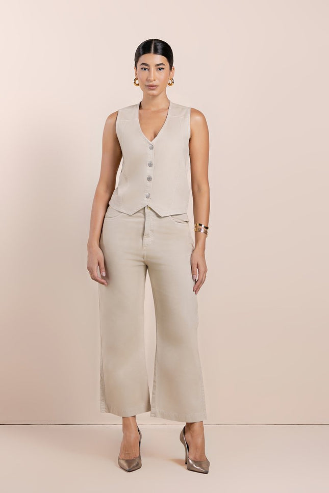 Calça Feminina Pantacourt - Off White - www.latifundio.com.br