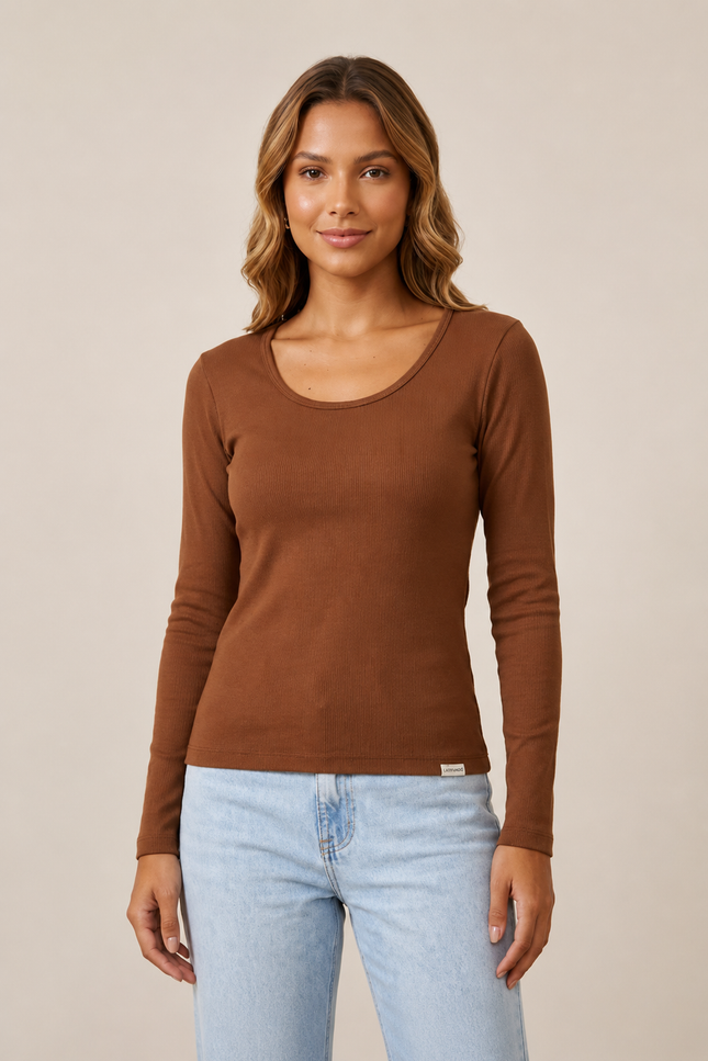 Camisa Feminina Manga Longa - Marrom - www.latifundio.com.br