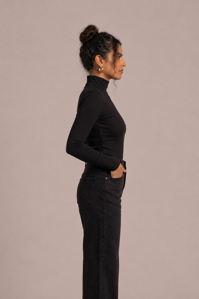 Blusa Feminina Manga Longa Gola Alta - Preto