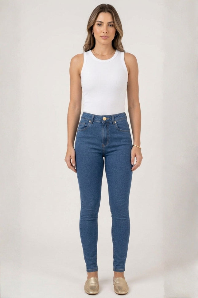 Calça Feminina Skinny - Jeans Médio - www.latifundio.com.br