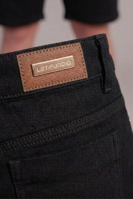 Jorts Feminino - Preto - www.latifundio.com.br