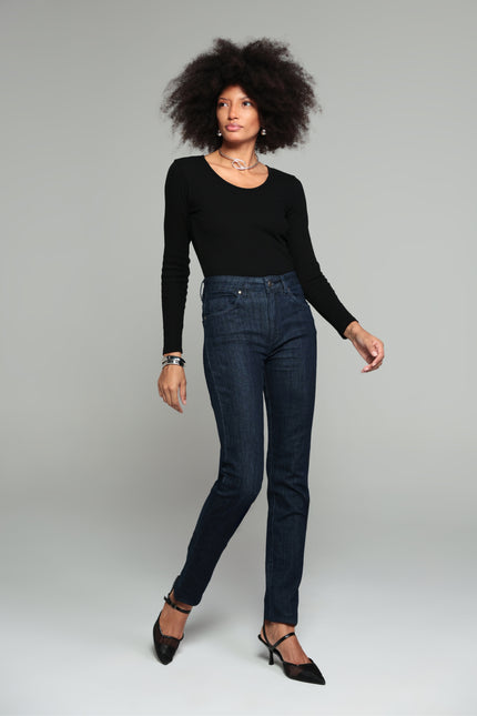 Calça Feminina Trad Alta Cigarrete - Jeans Escuro - www.latifundio.com.br
