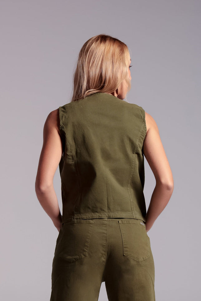 Colete Feminino - Verde Militar - www.latifundio.com.br