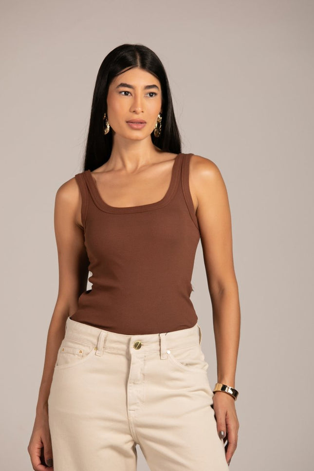 Regata Feminina -  Marrom - www.latifundio.com.br