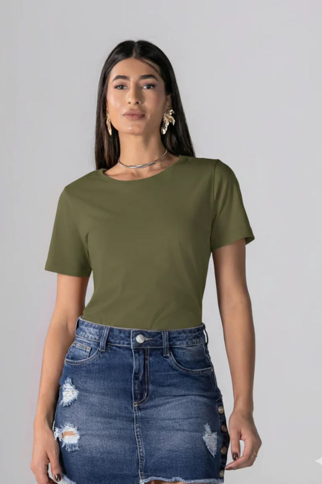 T-Shirt Feminina - Verde Militar - www.latifundio.com.br