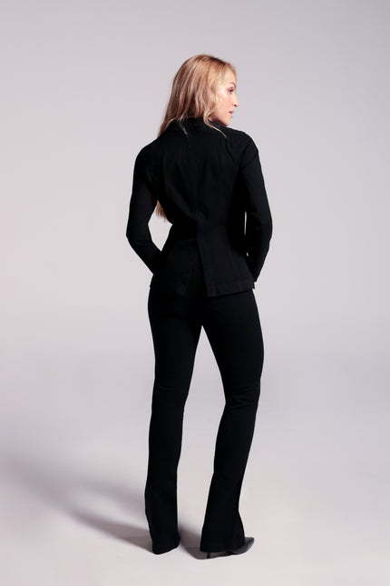 Blazer Feminino - Preto - www.latifundio.com.br