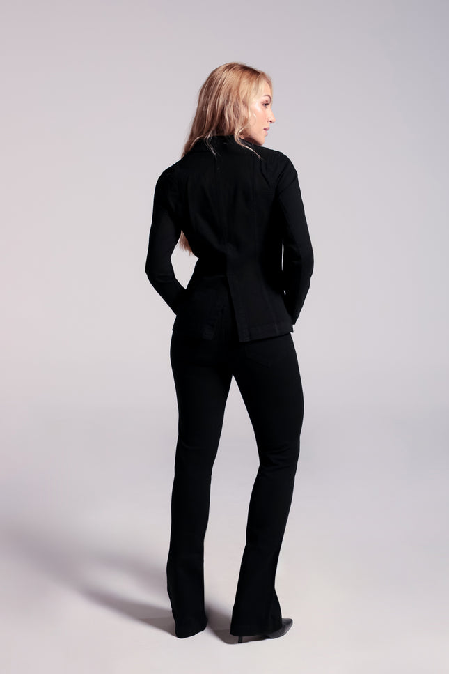 Blazer Feminino - Preto - www.latifundio.com.br