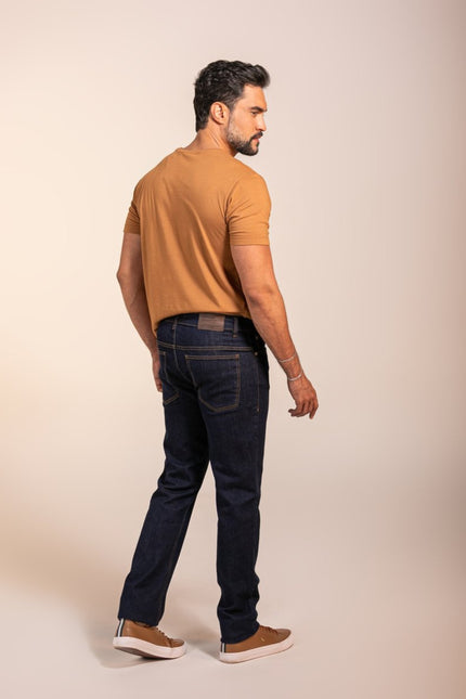 Calça Jeans Masculina Reta - Jeans Escuro - www.latifundio.com.br