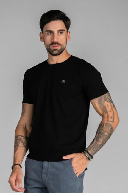 Blusa Masculina Logo - Preto - www.latifundio.com.br