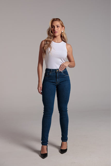 Calça Feminina Tradicional Flare - Jeans Médio - www.latifundio.com.br