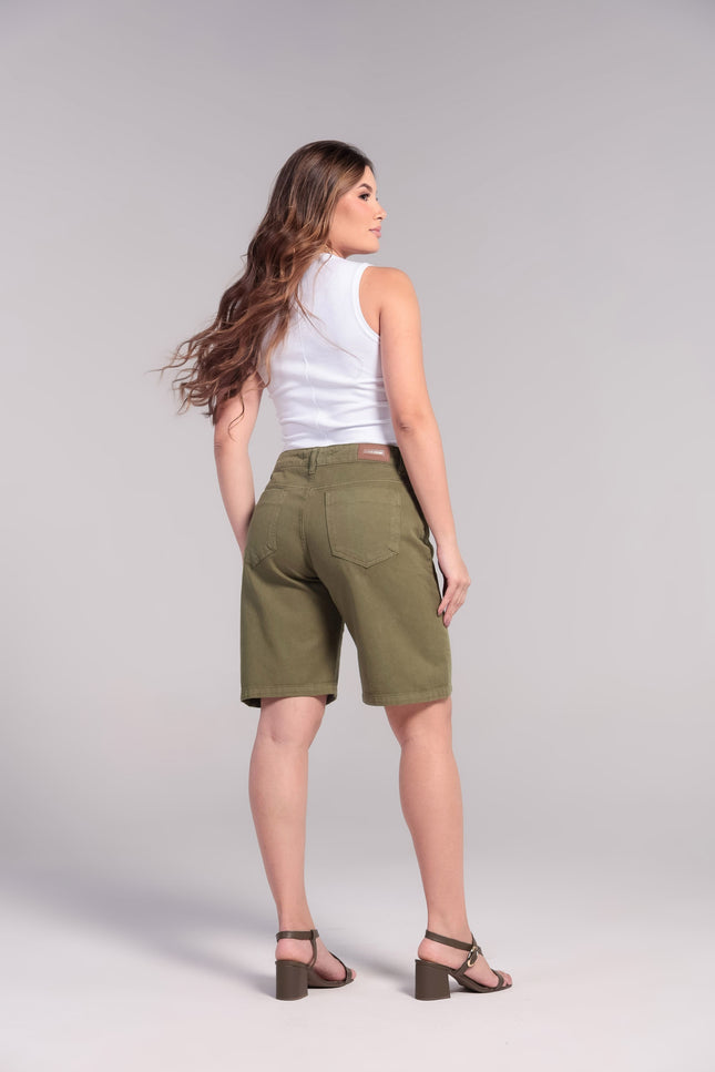 Jorts Feminino - Verde Militar - www.latifundio.com.br