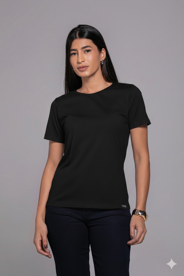 T-Shirt Feminina - Preto - www.latifundio.com.br