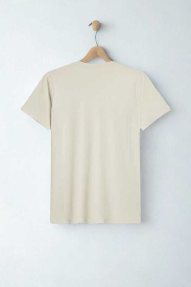 Blusa Básica Feminina - Off White - www.latifundio.com.br