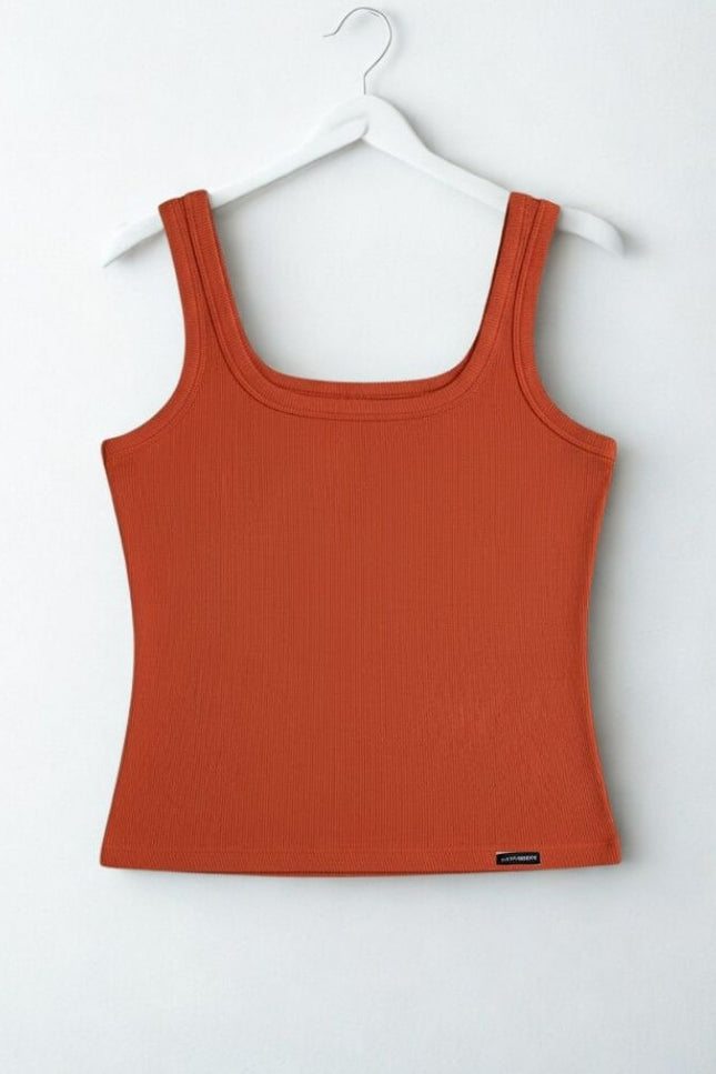 Regata Feminina - Páprica - www.latifundio.com.br