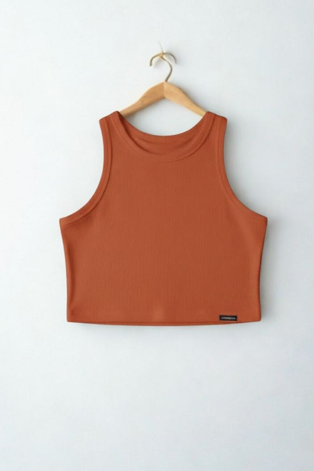 Regata Feminina Cropped - Páprica - www.latifundio.com.br