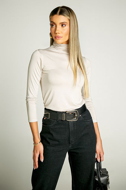 Blusa Feminina Gola Alta Manga Longa