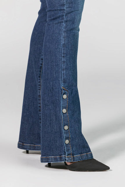 Calça Feminina Alta Flare Detalhe na Barra