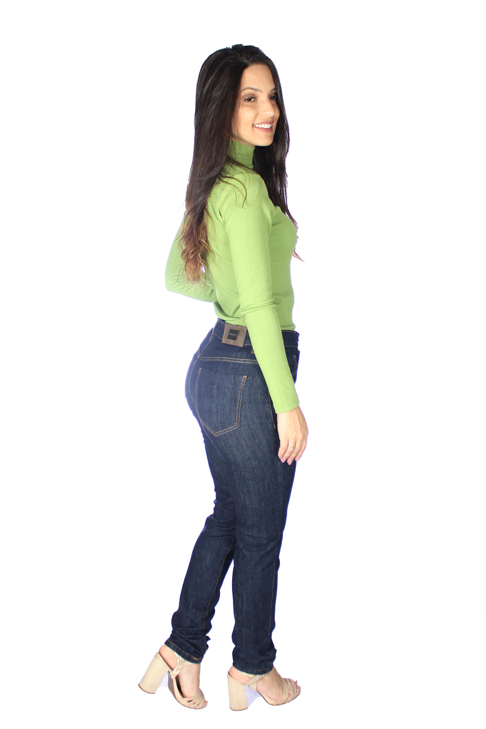 Calça Feminina Cigarrete Alta - www.latifundio.com.br