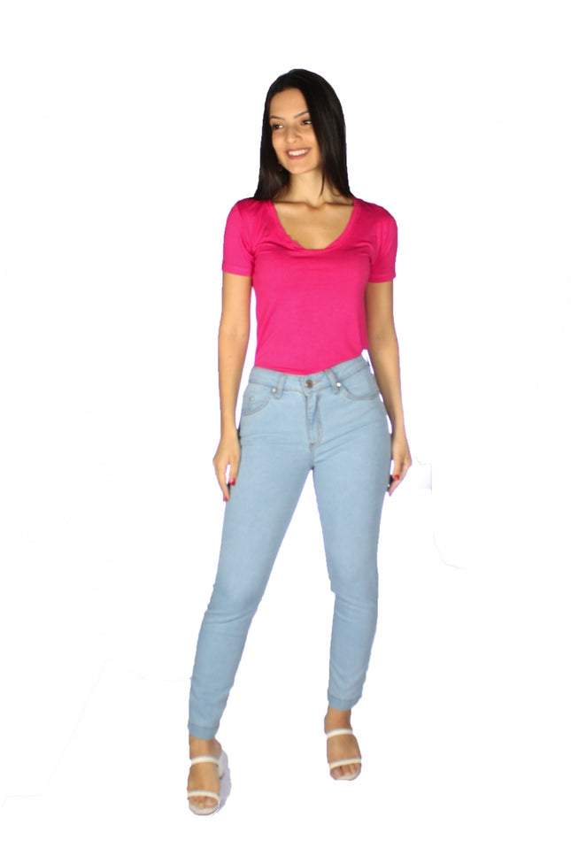 Calça Feminina Cropped Jeans Claro - www.latifundio.com.br