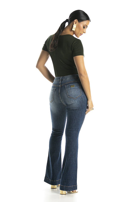 Calça Feminina Jeans Flare - www.latifundio.com.br