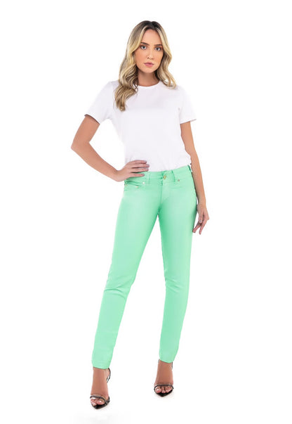 Calça Feminina Resinada  Saint Tropez - www.latifundio.com.br
