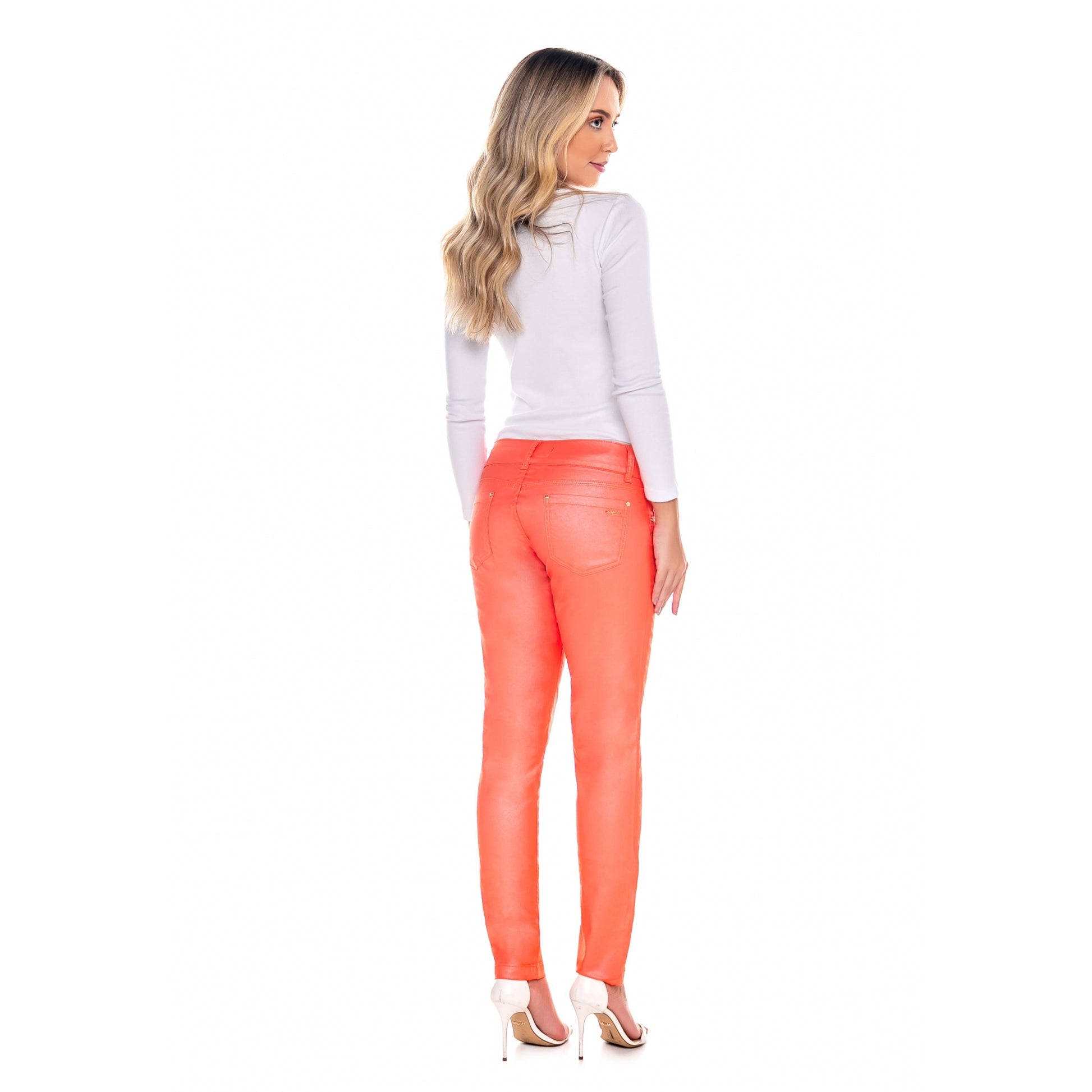 Calça Feminina Resinada  Saint Tropez - www.latifundio.com.br