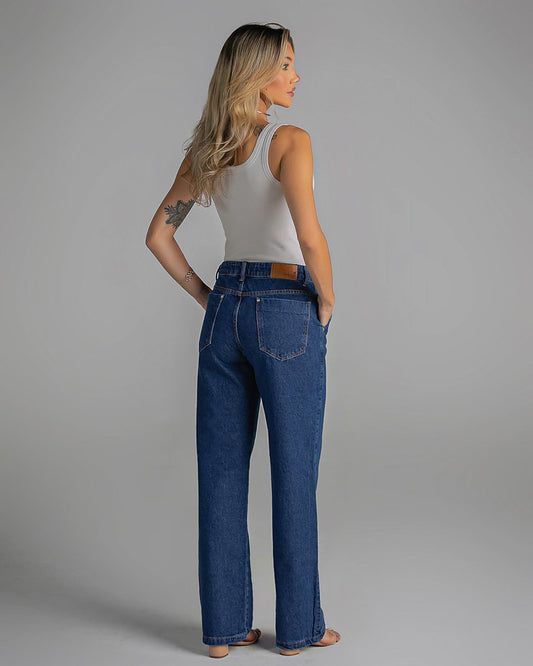 Calça Feminina Reta com Bolso Faca