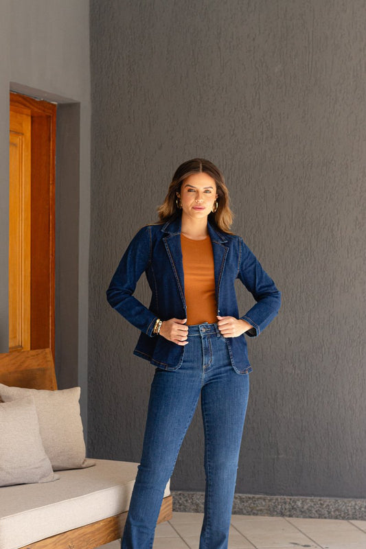 Calça Feminina Tradicional Alta Boot Cut