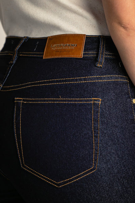 Calça Feminina Tradicional Alta Boot Cut