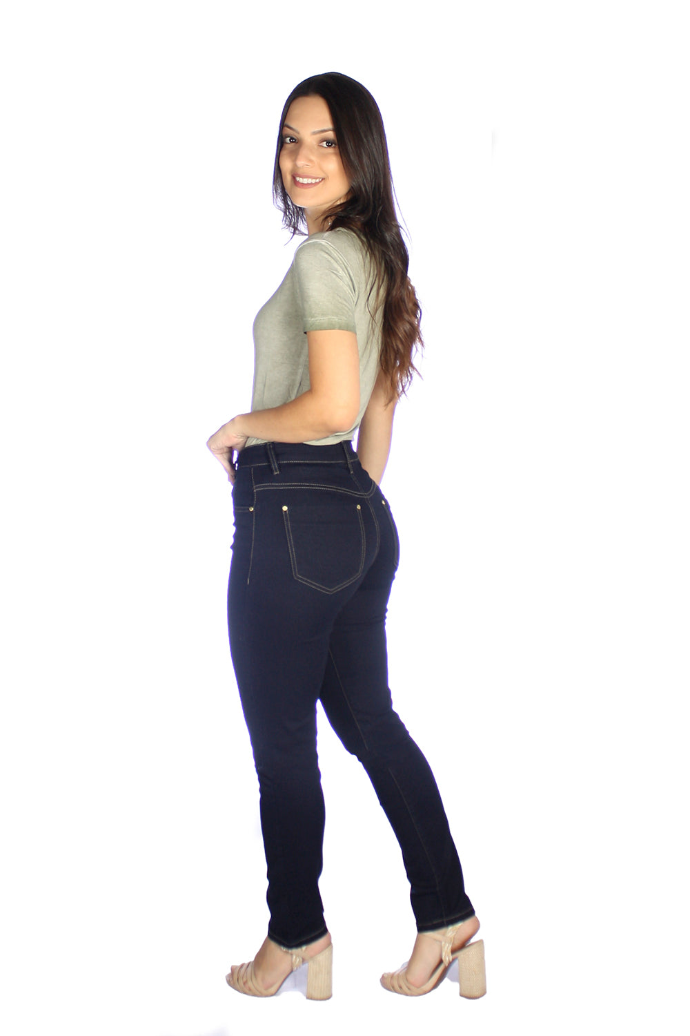 Calça Feminina Tradicional Alta Cigarrete - www.latifundio.com.br