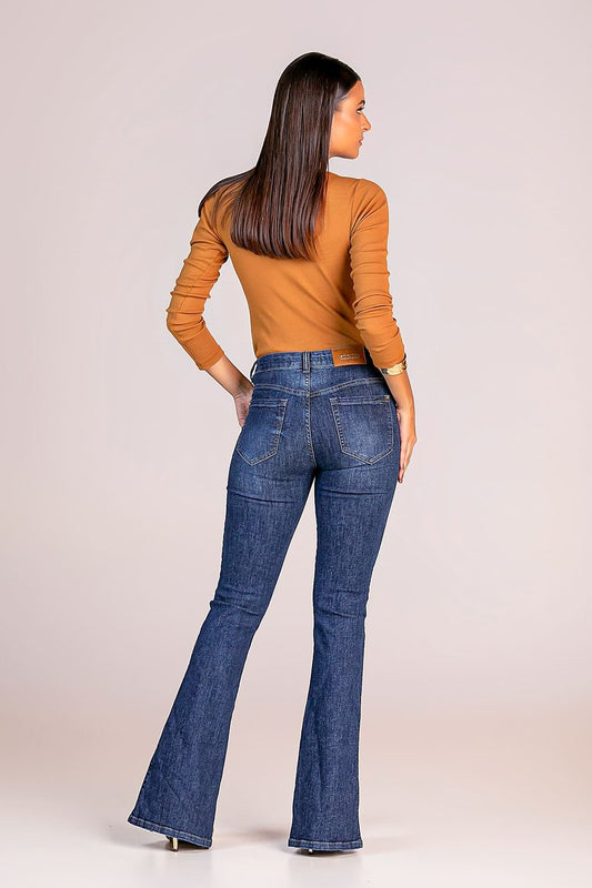 Calça Feminina Tradicional Alta Fenda na Barra