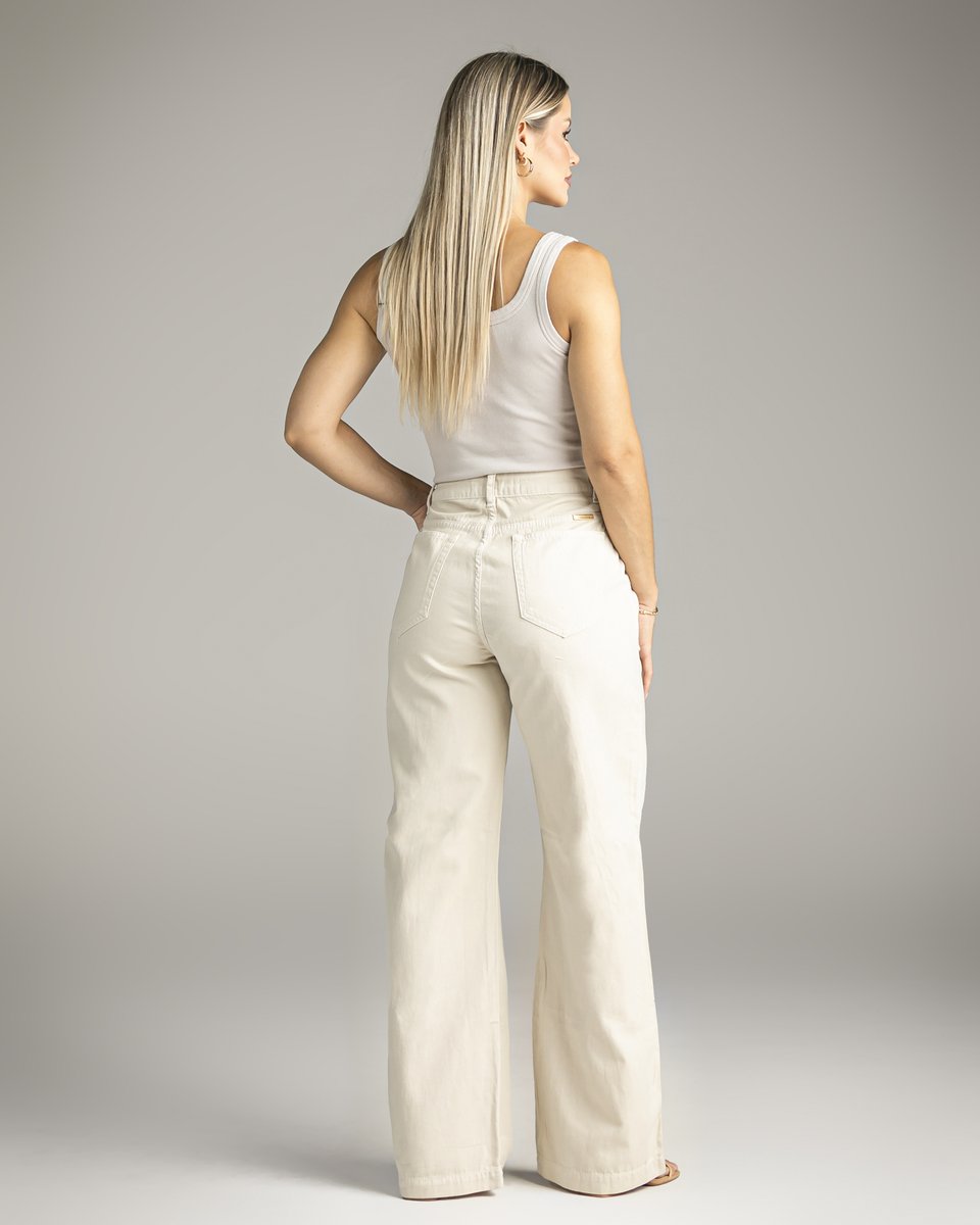 Calça Feminina Wide Leg com Bolso Chapado -
