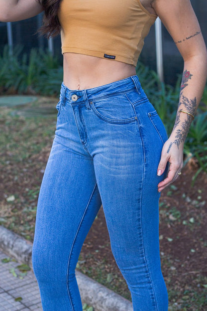 Calça Femininina Alta Skinny